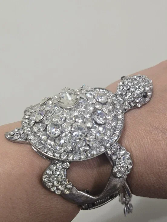 Crystal-Embellished Silver Turtle Bracelet