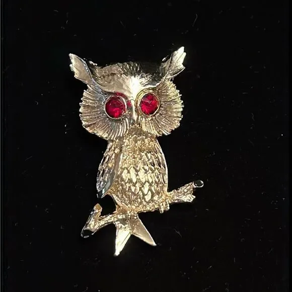 Vintage Gold Owl Brooch with Red Gem Eyes – Unique Statement Pin