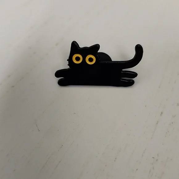 LAZY BLACK CAT Brooch  BROOCH PIN
