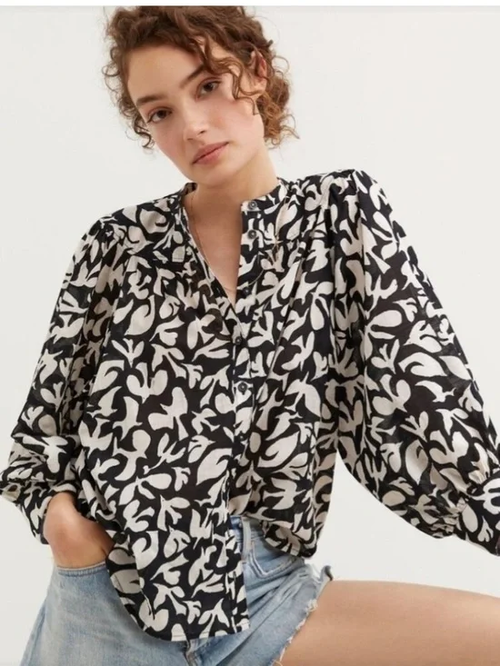 Anthropologie Danielle Kroll Bird Print Button Up Blouse Top Medium