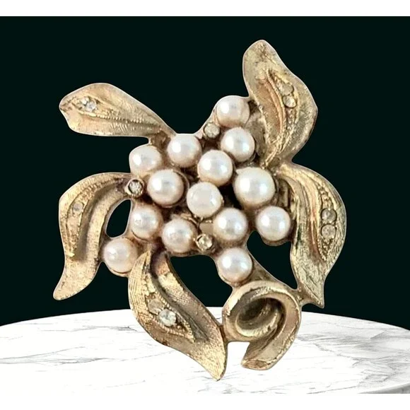 Vintage Gold Tone Faux Pearl Rhinestone Cluster Grapes Leaves Brooch Pin
