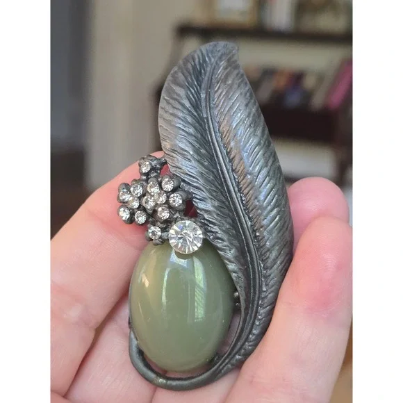 Mid-century Art Nouveau Gunmetal Leaf Jade Brooch Vintage Brutalist Rare