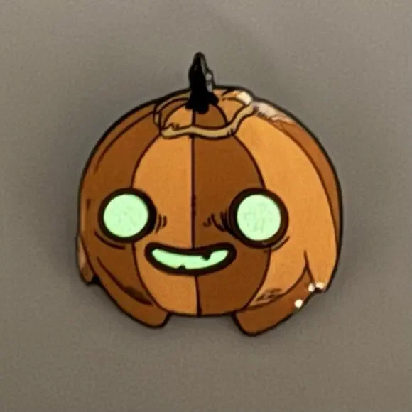 Guild Of Calamity Spooky Pumpkin Creatures GITD Blind Pin-JACK O LANTERN