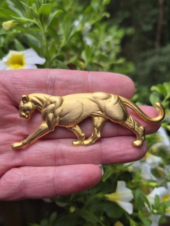 JJ Jonette Jewelry Vintage 80s Panther Big Cat Statement Gold Tone Brooch 3.25