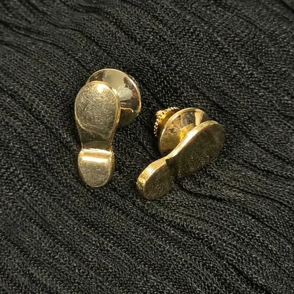 Vintage Avon Spirited Steps Shoe Footprint Lapel Pins Gold Tone Pair