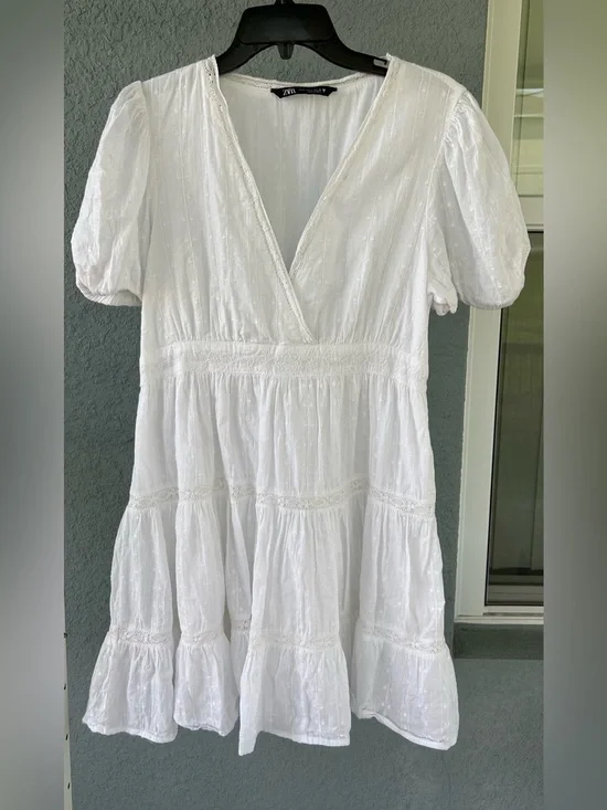 Zara White Swiss Dot Tiered Mini Dress Puff Sleeve V-Neck Boho Cottagecore Large