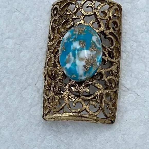 Vintage stunning dress clip scarf clip dome  glass filigree metal