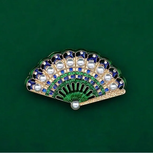 Elegant Green and Blue Fan Brooch new vintage‎ style