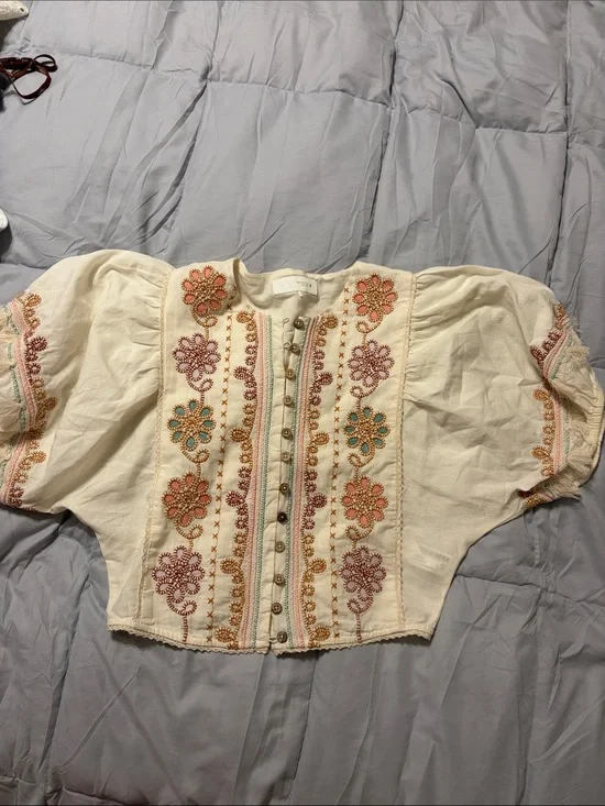 Zara Cream Embroidered Puff-Sleeve Top with Multicolor Floral Stitching