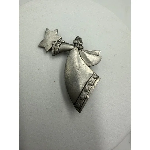 Vintage Angel Holding‎ Star Brooch Matte Silver Tone Pewter Style Celestial Pin