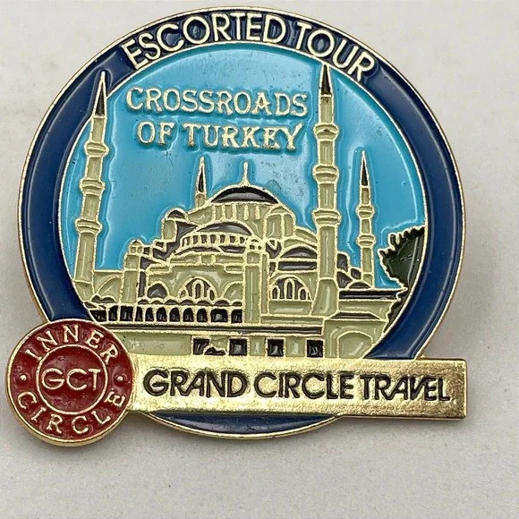 Grand Circle Travel Escorted Tour Gold-Tone Crossroads of Turkey‎ Lapel Pin Y2K