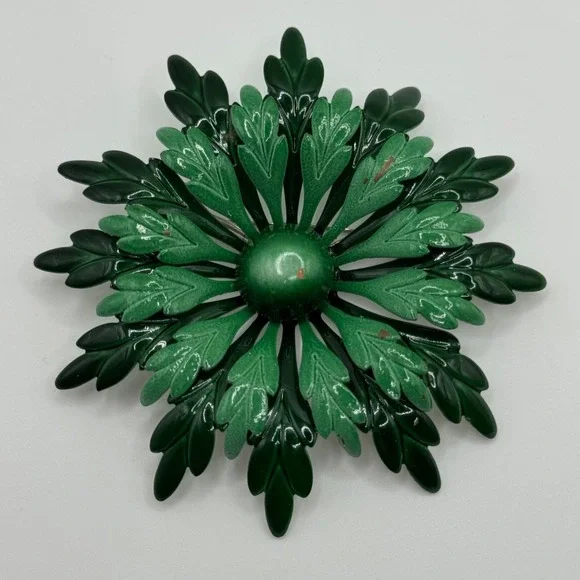 Vintage Enamel Flower Pin Green Retro Floral Brooch