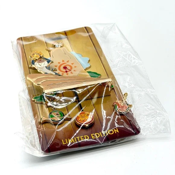 Disney D23 Lion King Cuckoo Clock Limited Edition Pin *Broken Piece*