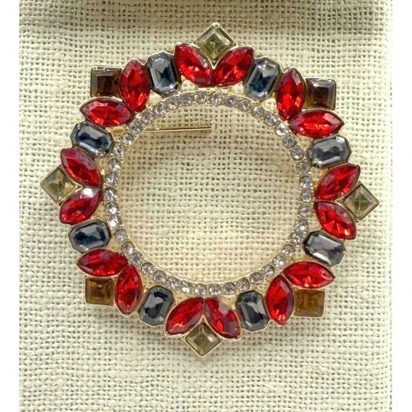 Red Gray Citrine Clear‎ Rhinestone Wreath Brooch Gold Tone 2
