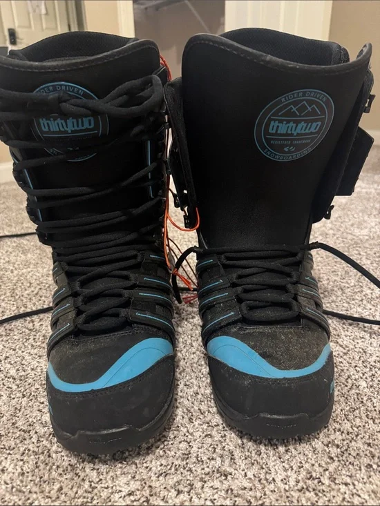 thirtytwo Men’s Black & Blue Snowboard Boots