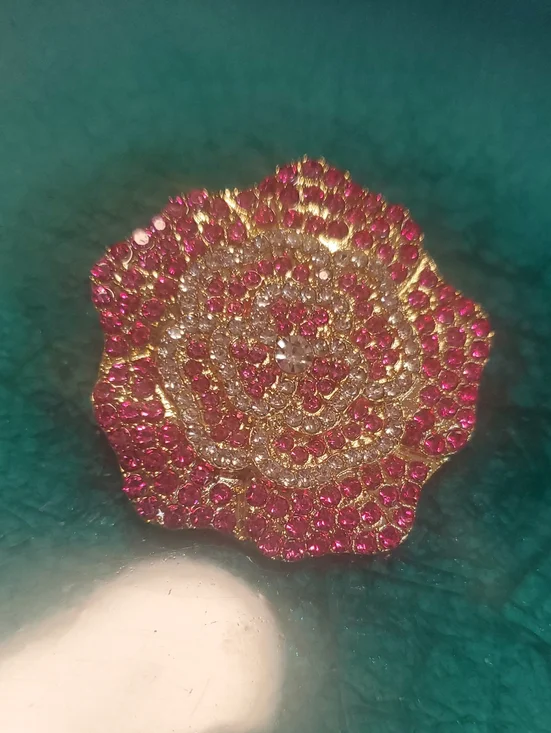 Gold-Tone Pink Crystal Rose Brooch D