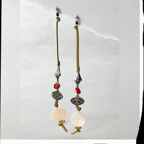 Free People “Treasure Dangles” – Mother of Pearl – Boho Luxe Earrings – Like New