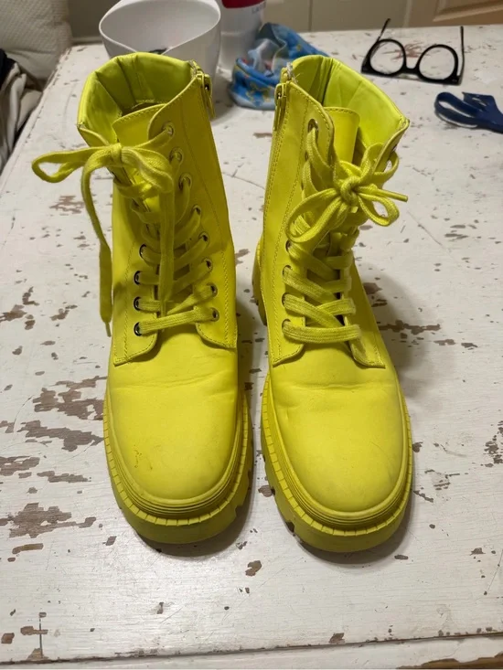 Tevos men’s 8.5 Bright Neon Yellow Lace-Up Combat Boots funk punk hip retro cool