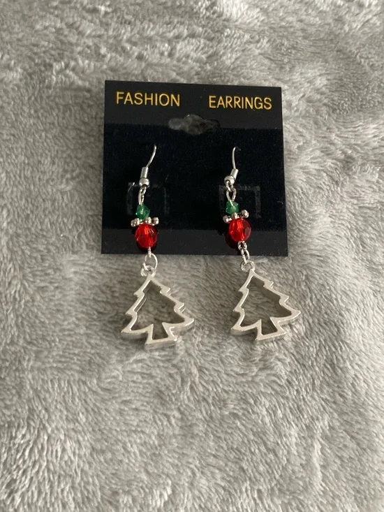 Christmas tree cookie cutter beaded earrings