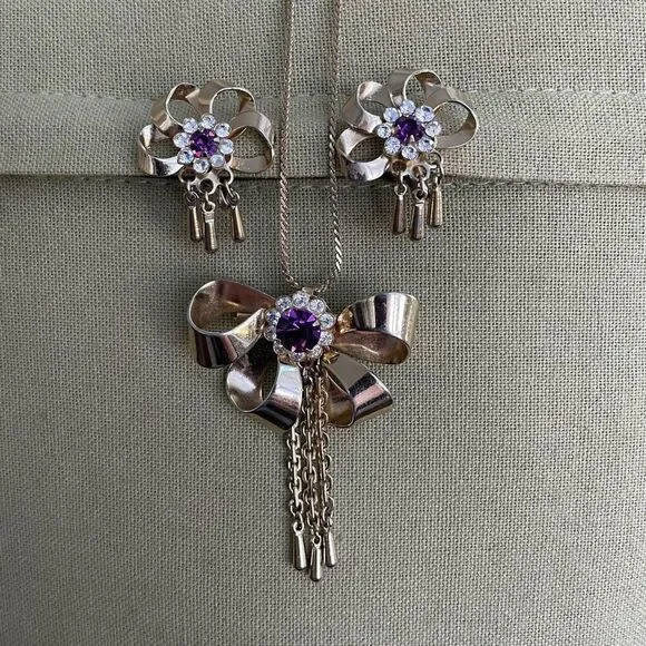 Vintage 4pc Gold Purple Rhinestone Brooch Pin Necklace Earrings Screw Back