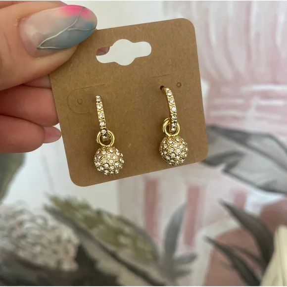 NWT BORUN AMERICA JEWELRY gold drop round stud  earrings with Swarovski elements