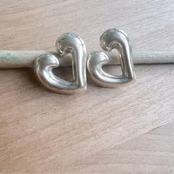 Vintage silver heart earrings posts