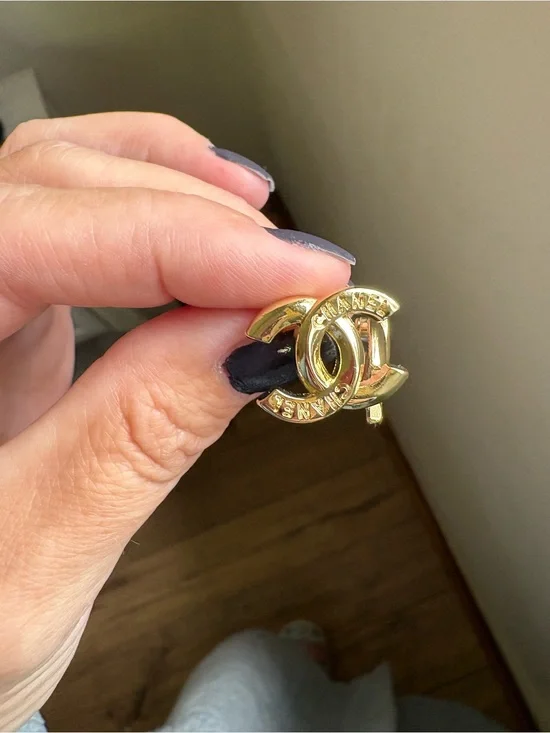 Cute Gold Fashion Earrings like new