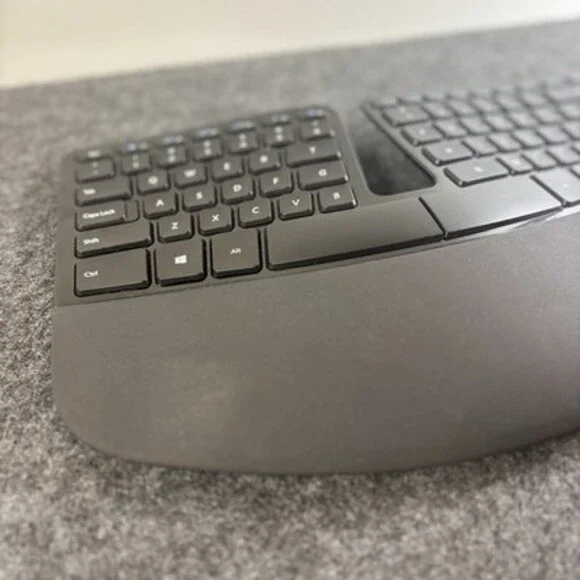Microsoft  Sculpt Ergonomic Wireless Keyboard NO Dongle/Battery Cover