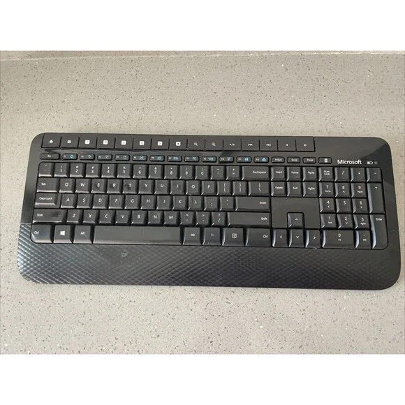 Microsoft Wireless Keyboard 2000 - Model 1477 No Dongle Untested