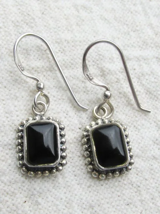 Vintage Sterling Silver Black Hematite Small Square Dangle Earrings