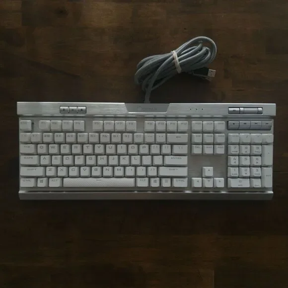 Corsair K70 RGB MK.2 SE RAPIDFIRE Cherry MX Speed Mechanical Gaming Keyboard