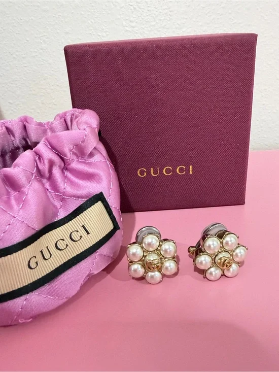 Gucci Pearl Flower Clip-On Earrings