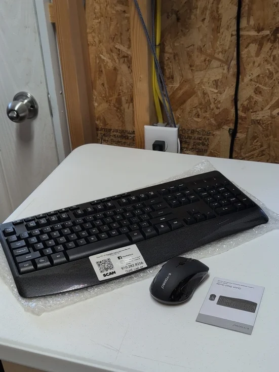 Wireless Keyboard and Mouse Set - Black (95)
