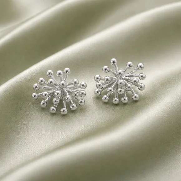 Dainty Silver Starburst Earrings – Modern Sculptural Studs