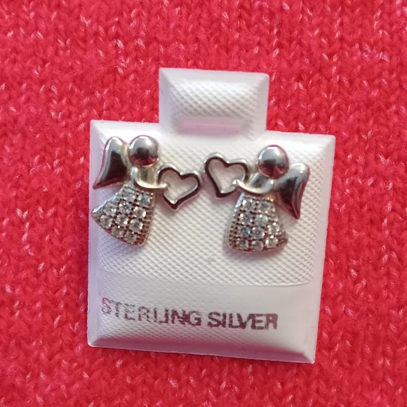 925 Sterling‎ Silver Stud Angel Holding Heart Earrings New