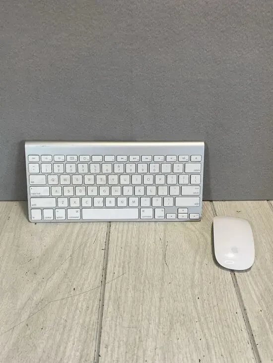 Apple Wireless Keyboard A1314 & Magic Mouse A1296 Bluetooth Bundle Untested