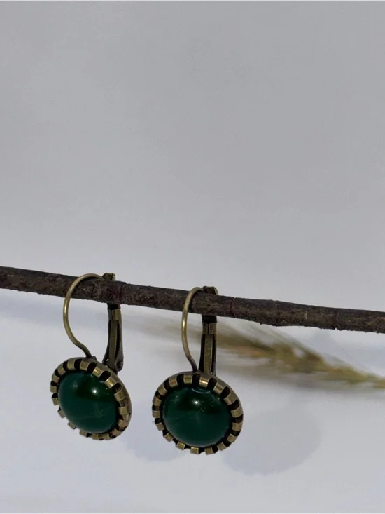 Vintage-Style Green Glass Drop Earrings