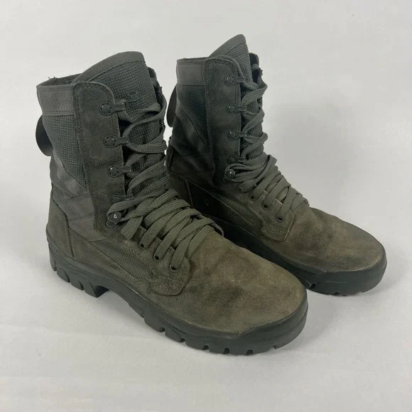 Garmont T8 Bifida Utility Boots Mens 10.5 Green Tactical Vibram Combat Military