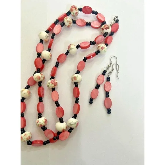 Vintage Floral Ceramic Bead Necklace & Earrings Set Pink Roses Black 28