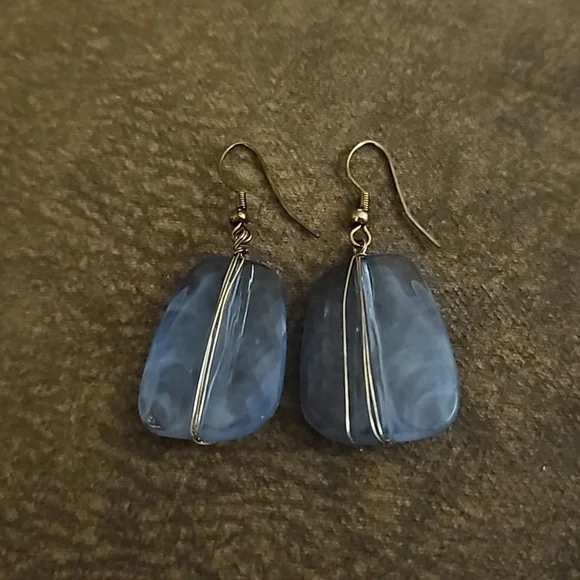 3/$30 Chunky Icy Blue Acrylic Mod Dangle Hook Earrings