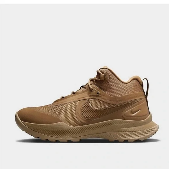 Nike React SFB Carbon Mid Boots sz 12 Coyote Brown LIKE NEW