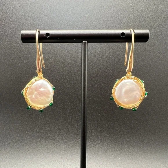 Coin Pearl Earrings‎ Gold Tone Wire Wrapped Beaded Green Boho Coastal Resort