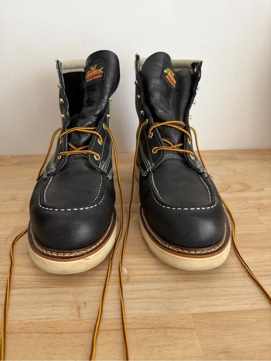 Thorogood Heritage Black Moc Toe Work Boots - Classic Lace-Up