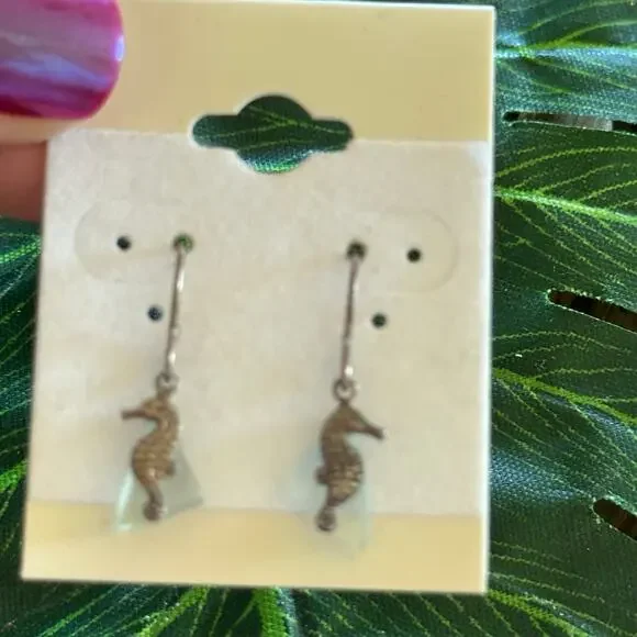 BOGO FREE SEAHORSE SEA CHIP VINTAGE EARRINGS