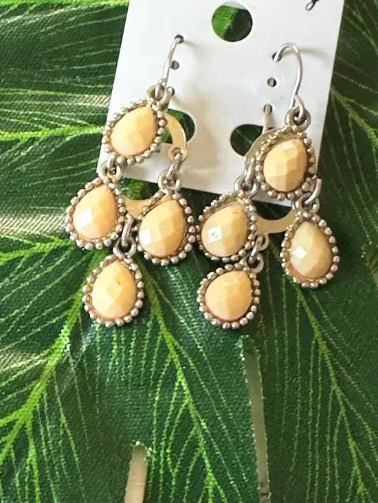BOGO FREE DANGLY 90s earrings silver cream