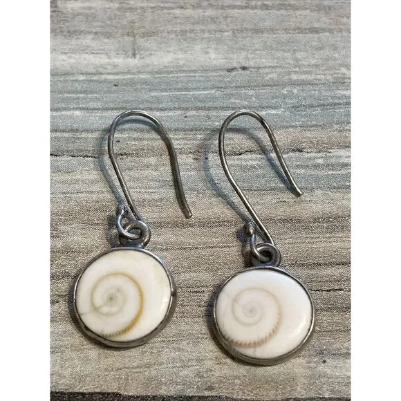 Shiva‎ Eye EARRINGS Sterling Silver Marked 925 Shell hook Artisan Cats eye