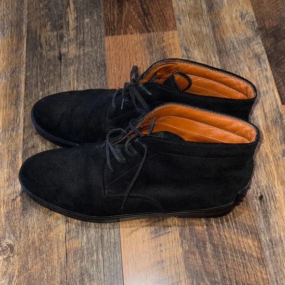 Tod's Black Gommino Suede‎ Desert Boots