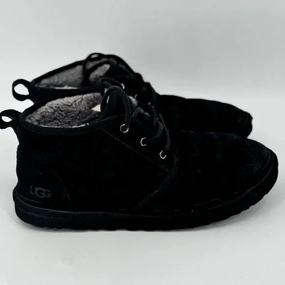 UGG Men's Neumel Chukka Boots Black Suede UGGplush Wool Lining Size 12‎ Fair