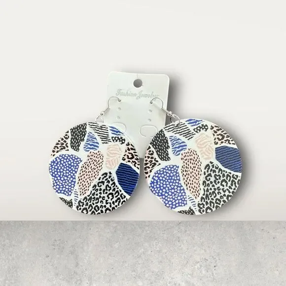 43E Fashion Jewelry Blue and‎ Black Patterned Earrings
