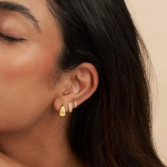 NEW 14K Gold Plated Lightweight Small Gold/Silver Hoop Earrings